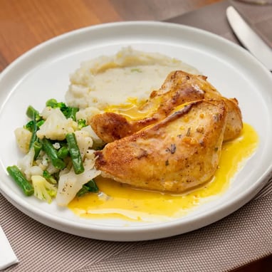 HÄHNCHEN MIT CAFÉ-DE-PARIS-SAUCE