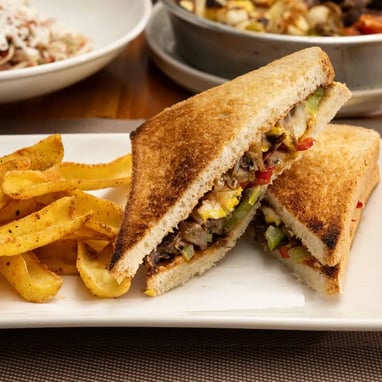 STEAK-SANDWICH